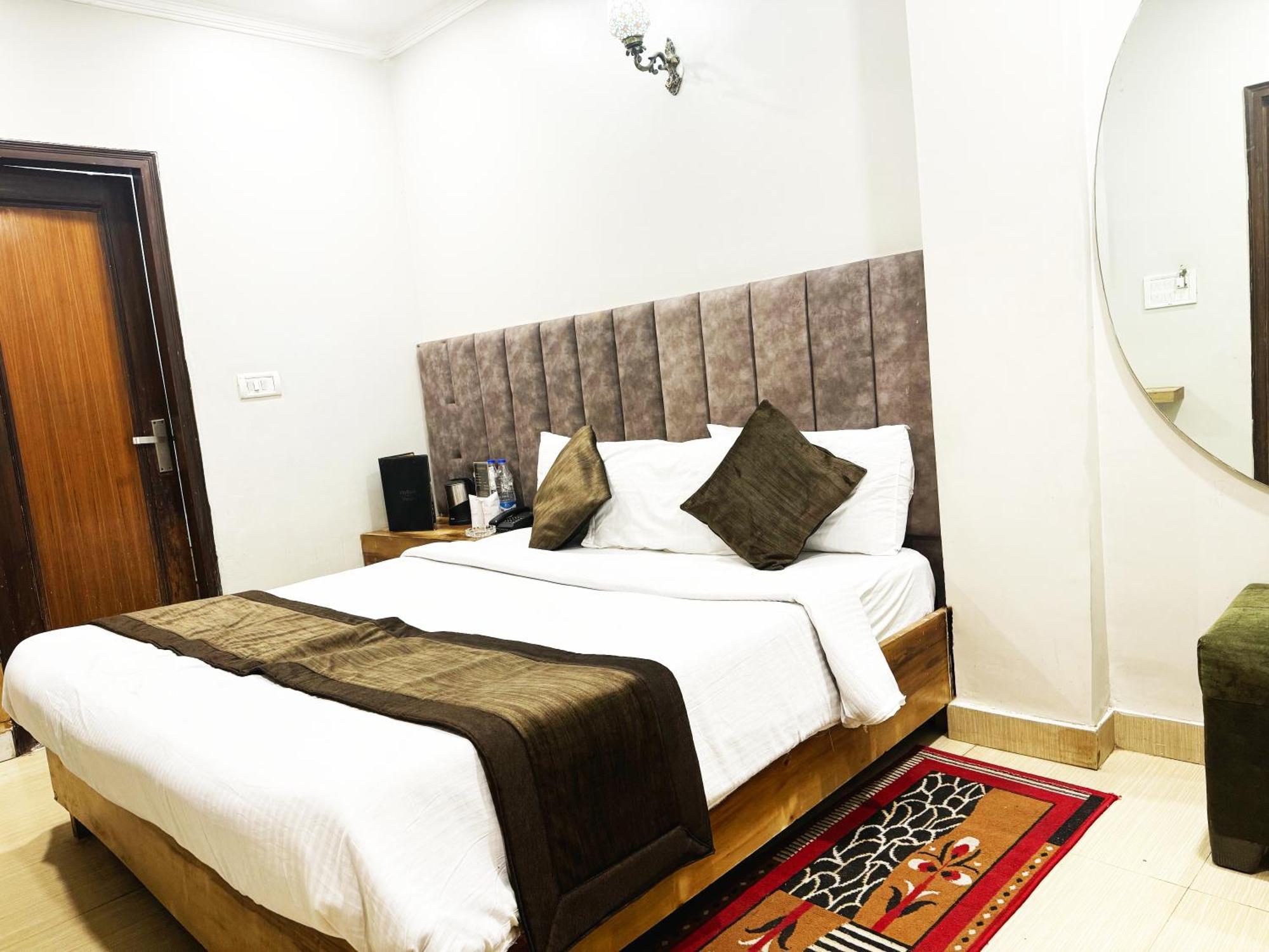 Hotel Nityaa Suites نيودلهي المظهر الخارجي الصورة