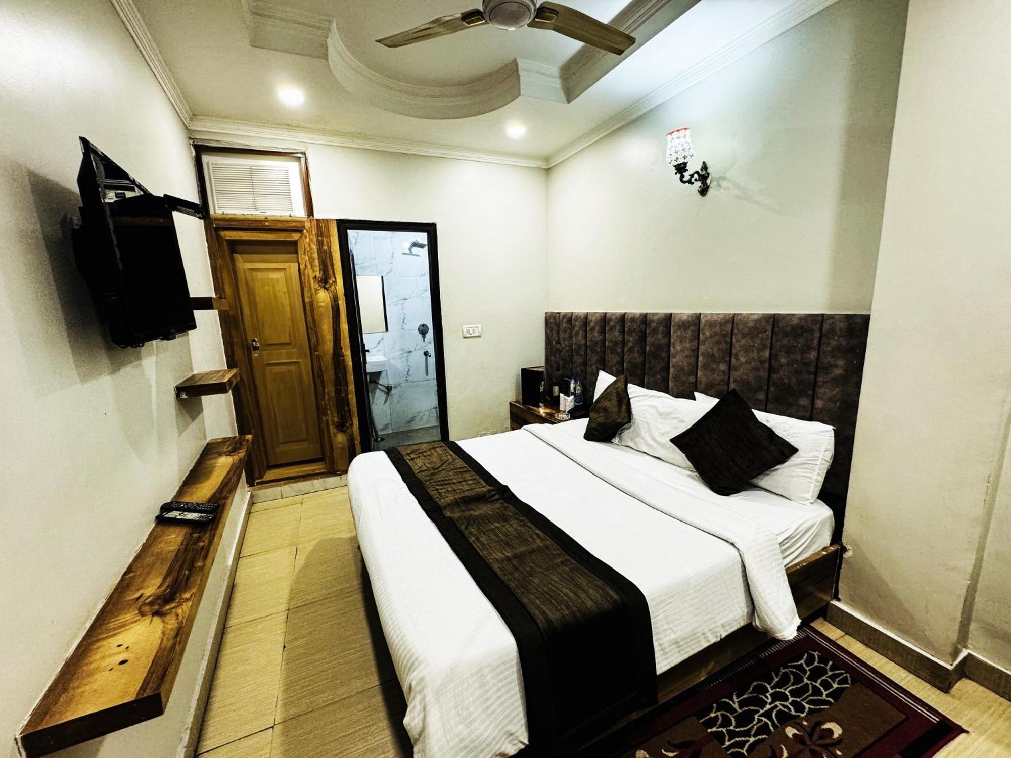 Hotel Nityaa Suites نيودلهي المظهر الخارجي الصورة