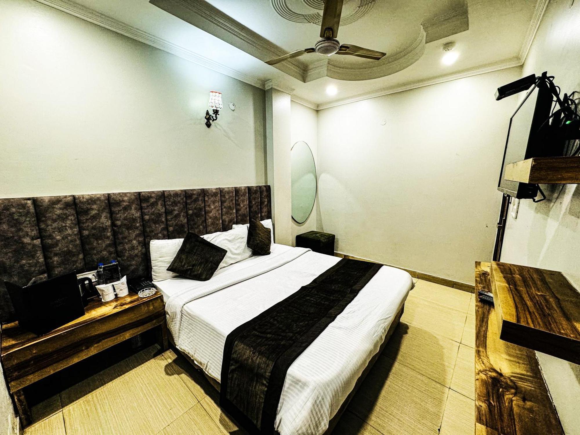 Hotel Nityaa Suites نيودلهي المظهر الخارجي الصورة