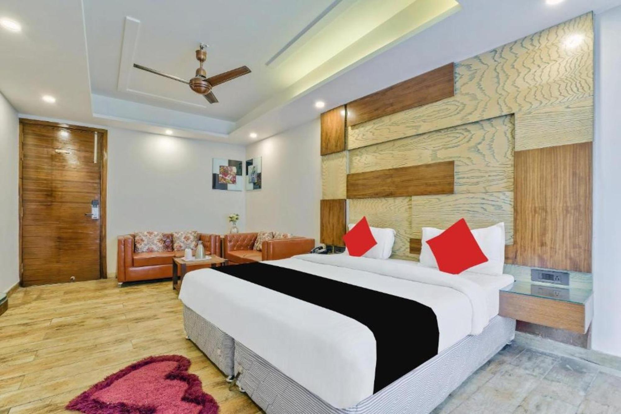 Hotel Nityaa Suites نيودلهي المظهر الخارجي الصورة